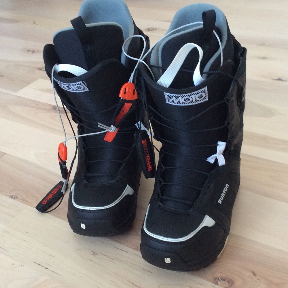 Men's burton snowboarding boots
